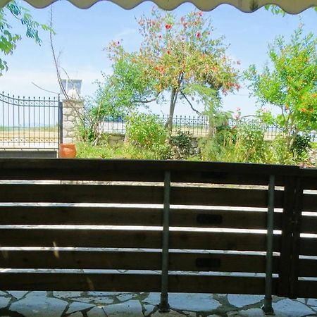 Lefkáda Agrambeli Rooms & Apartments מראה חיצוני תמונה