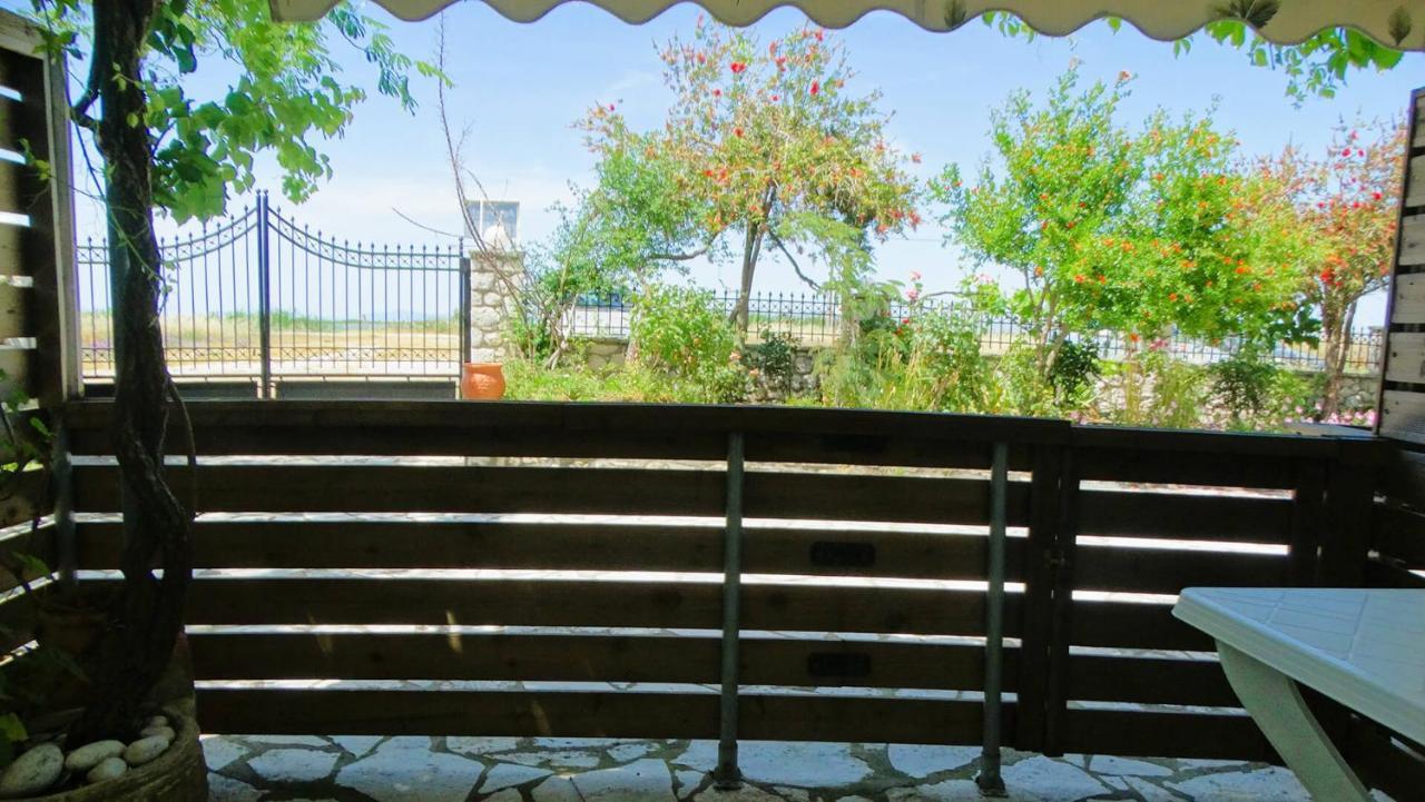 Lefkáda Agrambeli Rooms & Apartments מראה חיצוני תמונה
